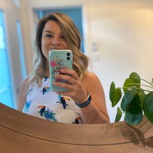 Meet your Posher, Laurie